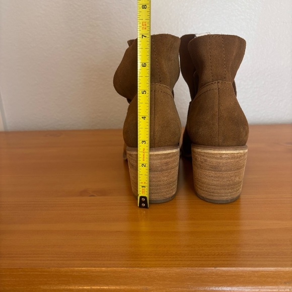 BP Tan Suede Ankle Boots with Block Heel Size 8.5 - Picture 7 of 10
